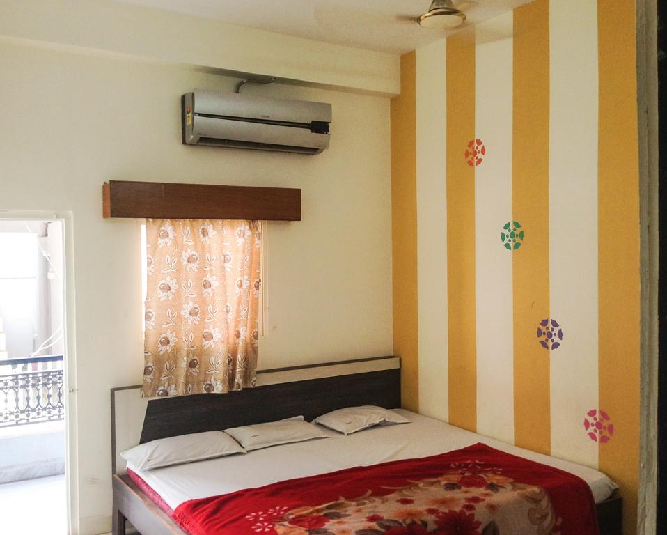 Hotel Gujarat Heritage Ujjain Exterior photo