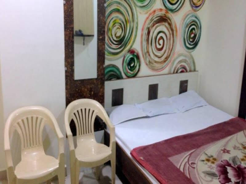 Hotel Gujarat Heritage Ujjain Exterior photo
